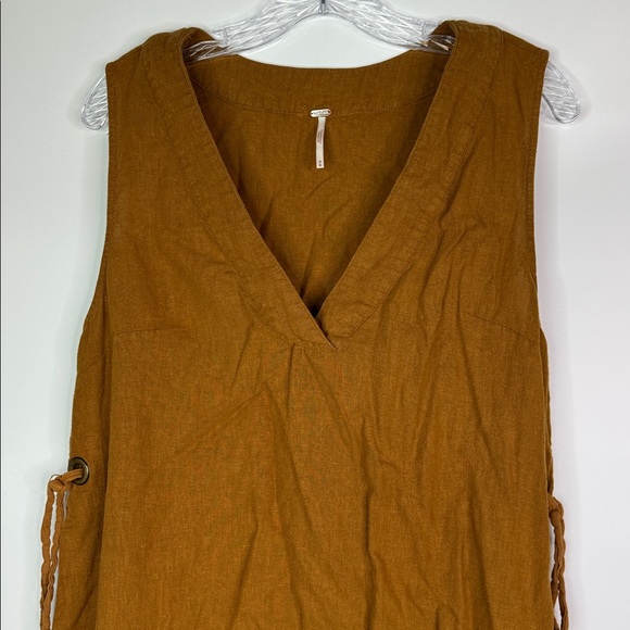 Free People Brown Linen Vneck Sleeveless Shirt Size Medium - Picture 2 of 8
